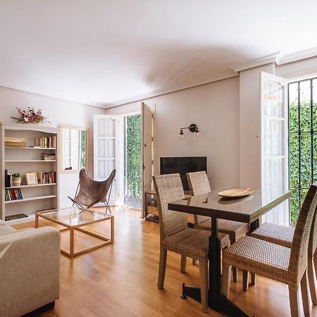 Vidrio Suite Apartment Sevilla Bagian luar foto