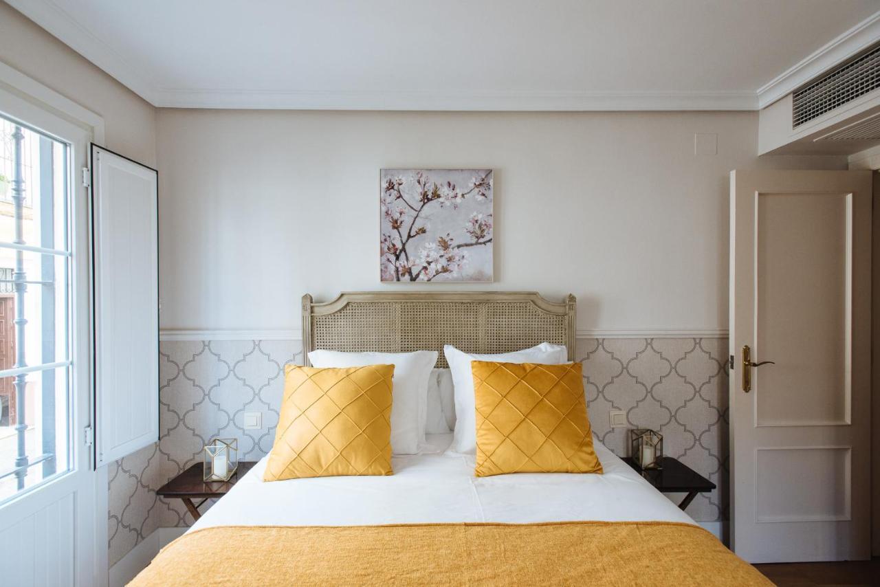 Vidrio Suite Apartment Sevilla Bagian luar foto