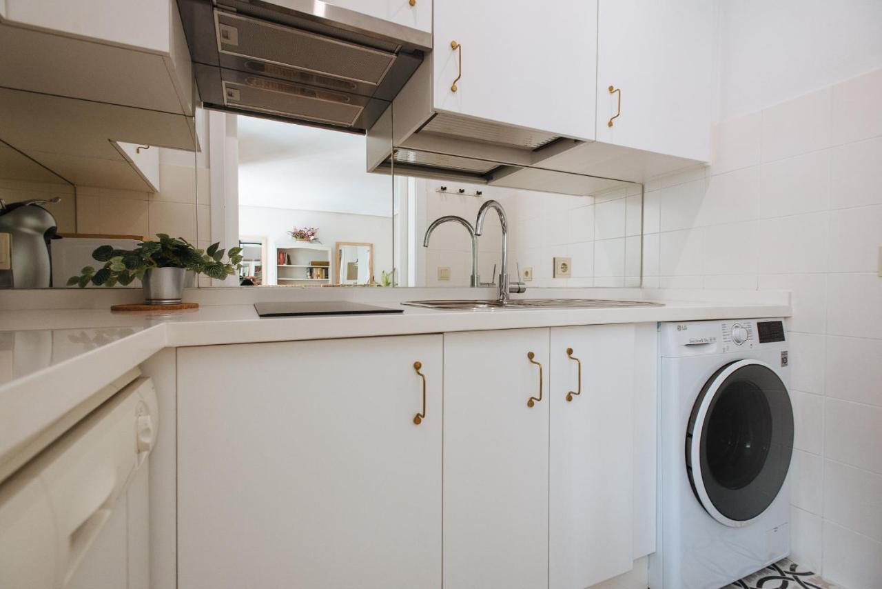 Vidrio Suite Apartment Sevilla Bagian luar foto