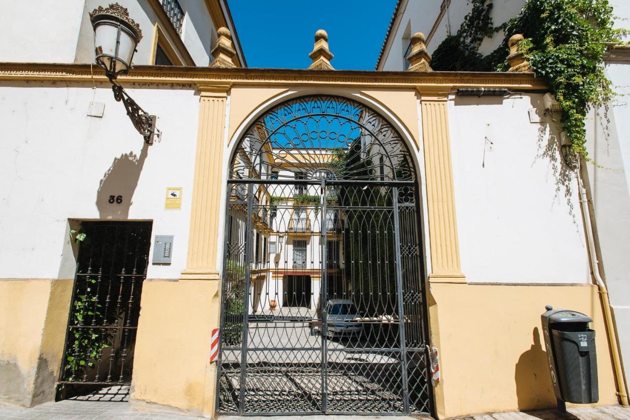 Vidrio Suite Apartment Sevilla Bagian luar foto
