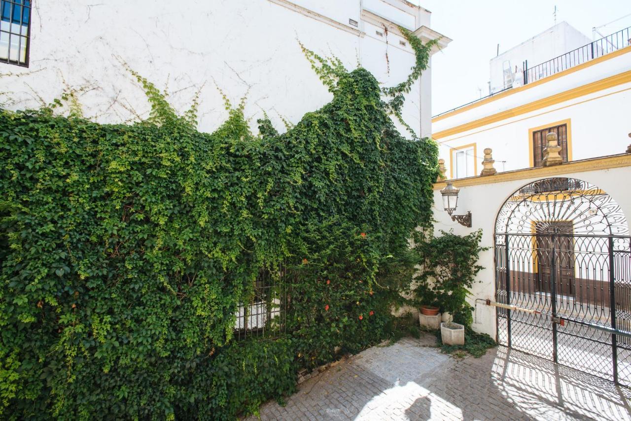 Vidrio Suite Apartment Sevilla Bagian luar foto
